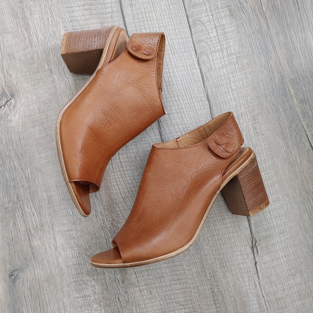 Bueno | leather mules - Picture 2 of 10